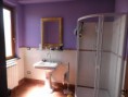 /album/bagni-e-stanze-da-letto-invinoveritas/bagno-lilla-jpg/